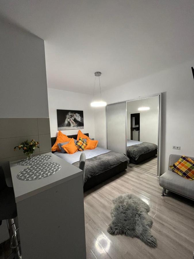 Central Studio Brasov Luaran gambar