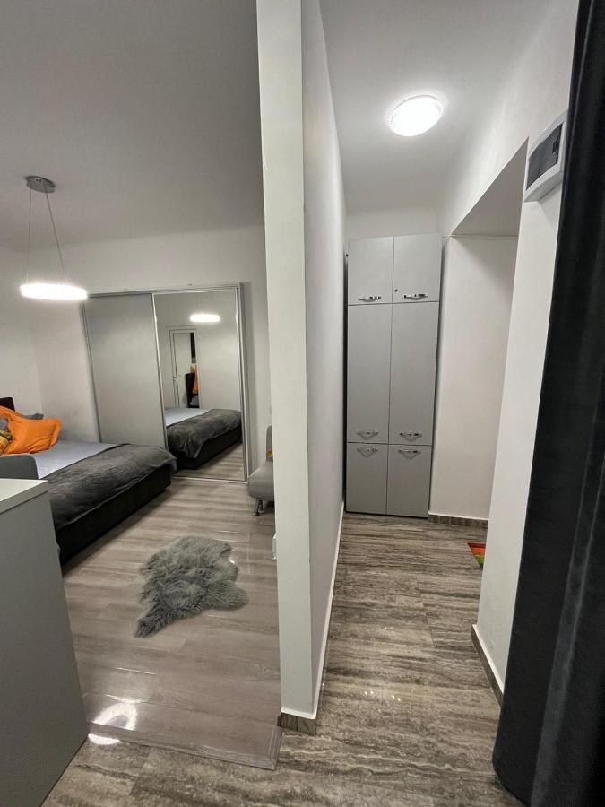 Central Studio Brasov Luaran gambar